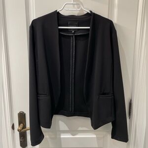Dynamite stretchy Classic Black Open-Front Blazer